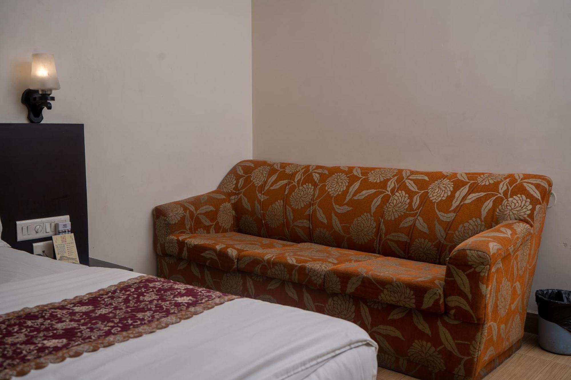 ג'איפור Hotel Ruby מראה חיצוני תמונה